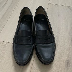 Cole Haan black loafers size 7 - like new!